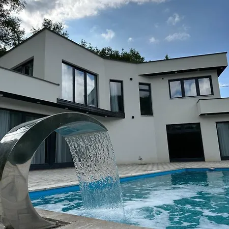 Villa Vila *